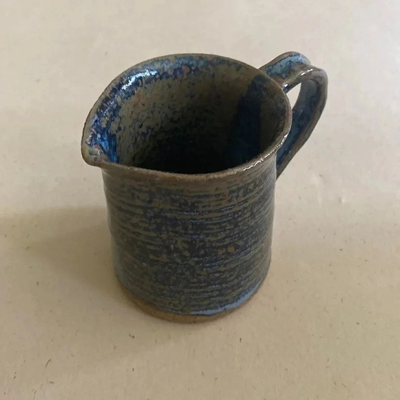 Ceramic creamer blue glaze no chips or nicks - Picture 1 of 8
